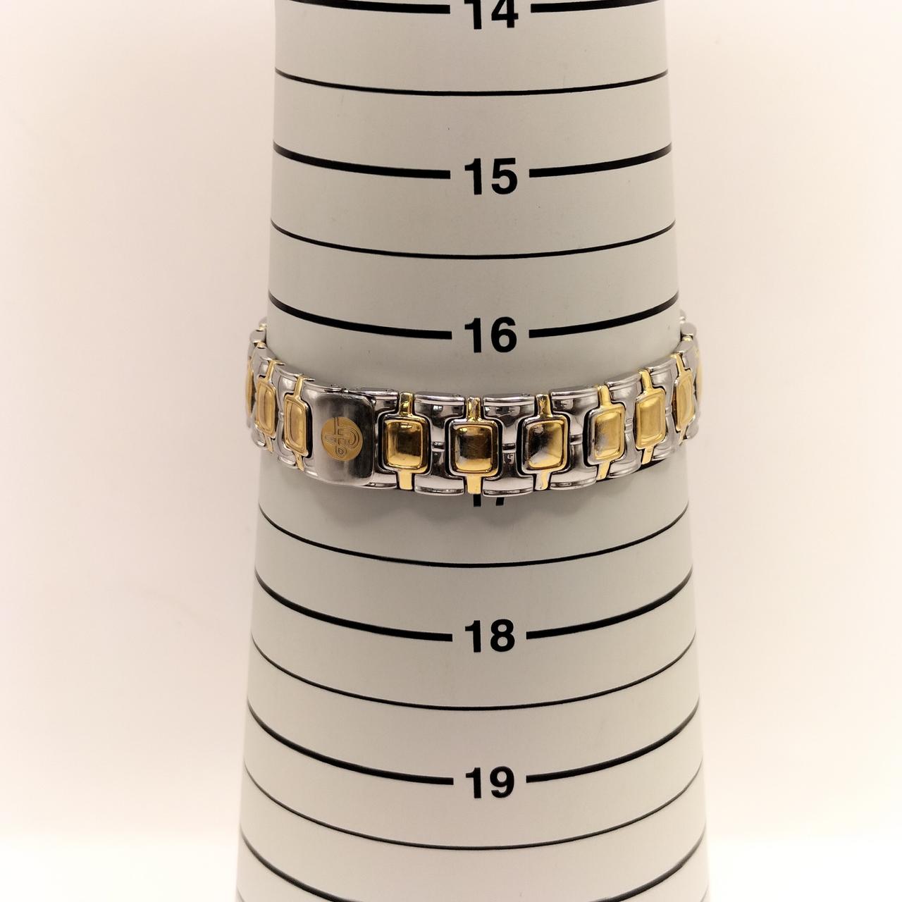 腕周り16.5cm