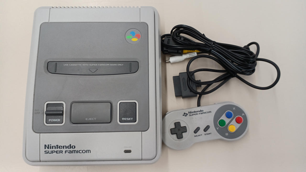 スーパーファミコン
