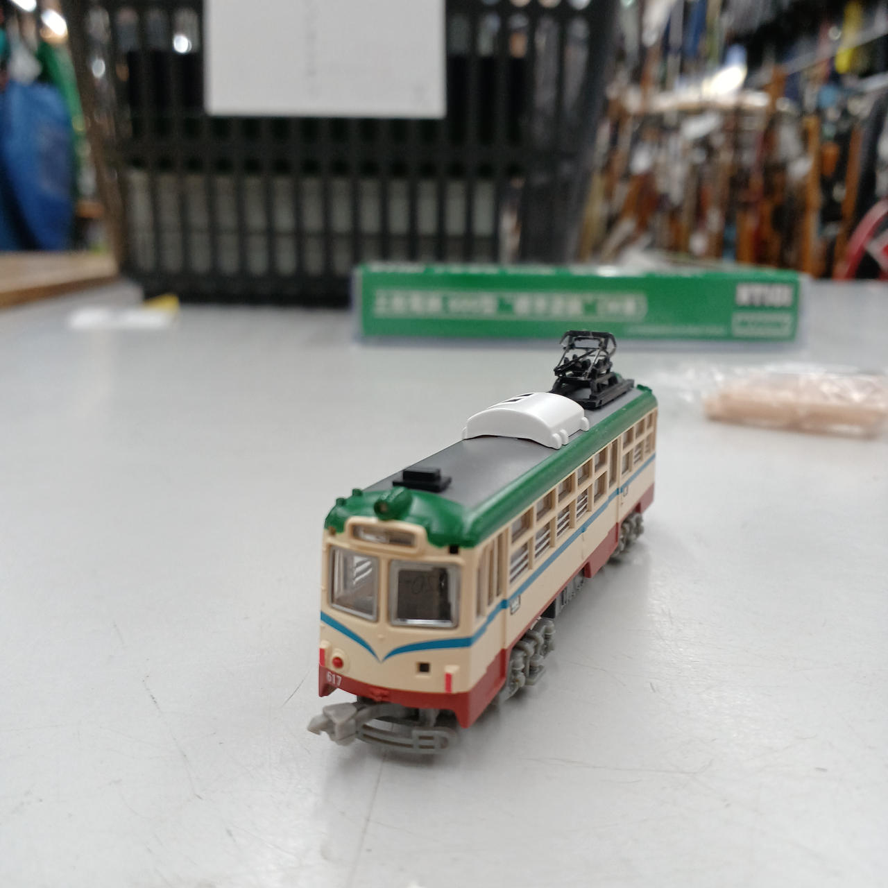土佐電鉄 600型 標準塗装(M車) NT101 Amazon.co.jp: Nゲージ NT101 土佐電鉄 600型 標準塗装 (M車