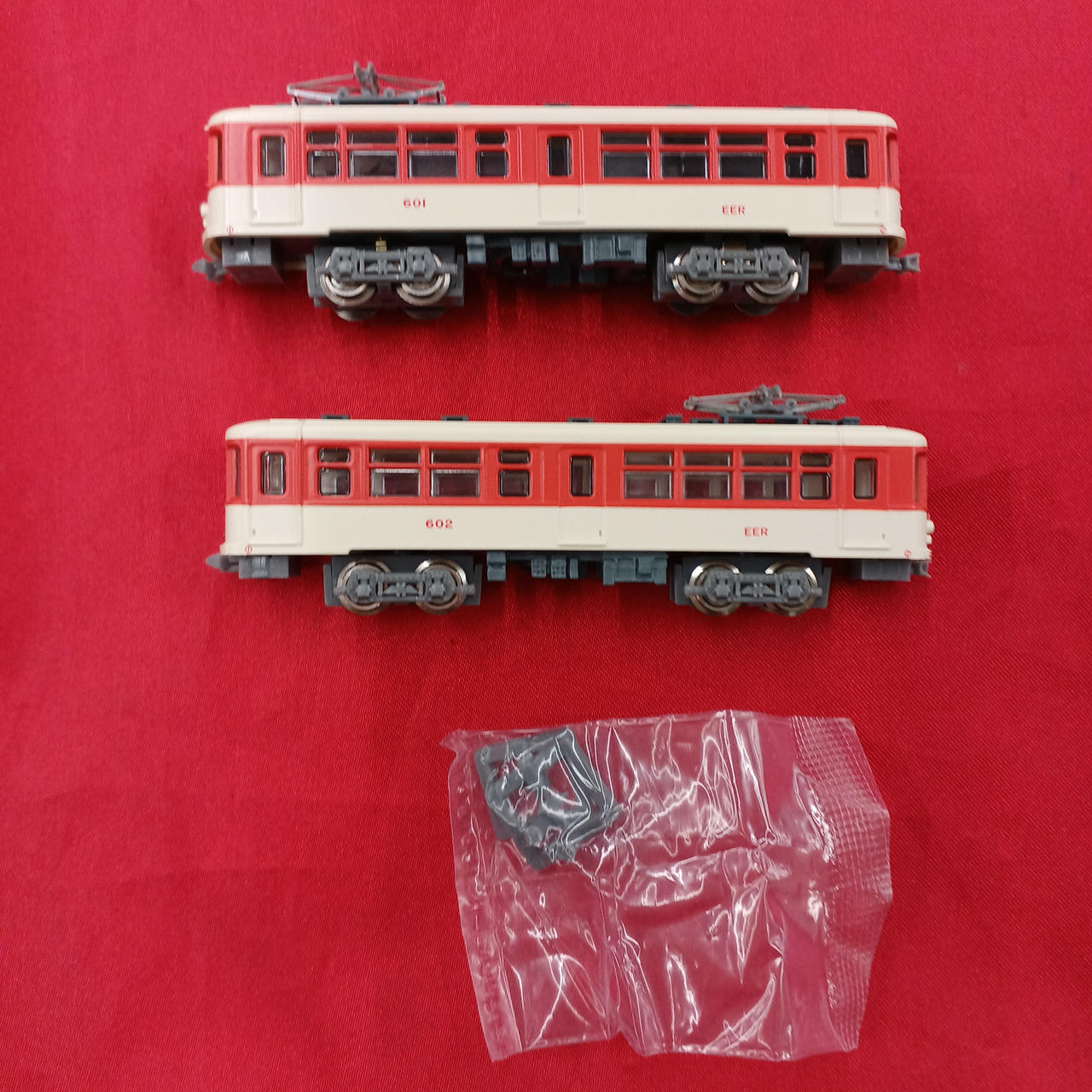MODEMO|江ノ島電鉄600形(2灯型)赤電塗装(2両セット)|HARDOFFオフモール