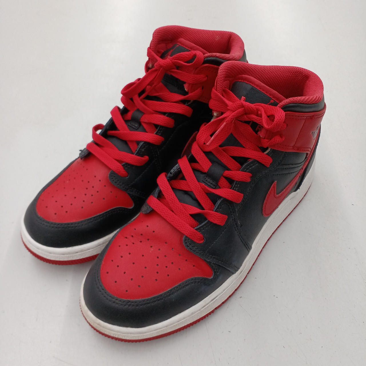 エアジョーダン　ダウンカバーオール　赤18M　新品♪ 2月8日/2月16日発売予定 NIKE AIR JORDAN 1 HI 85 VARSITY RED