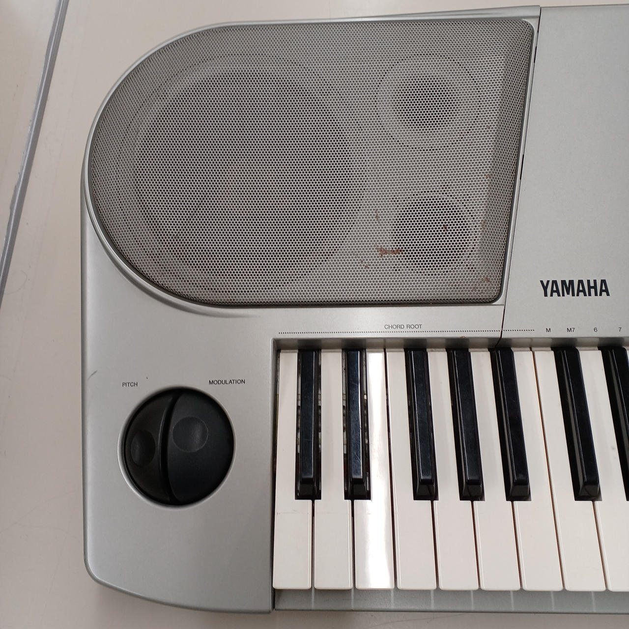 【完動品】YAMAHA　ヤマハ　B900　シンセサイザー 純正ハードケース付 完動品】YAMAHA ヤマハ B900 シンセサイザー 純正ハードケース付 完動