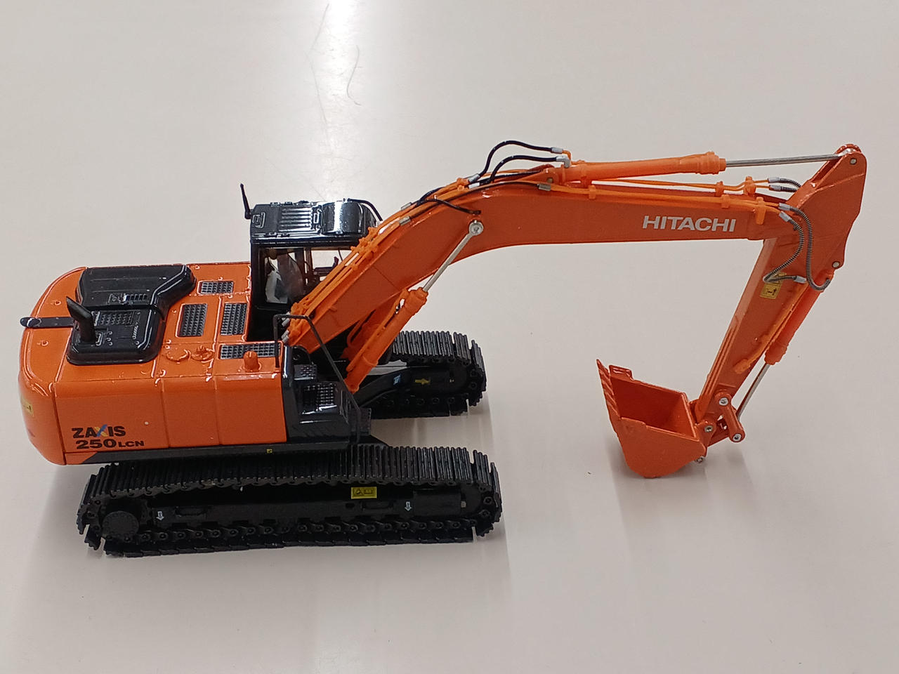 ヒタチセイサクショ(HITACHI)|油圧ショベル|【ハードオフ公式通販