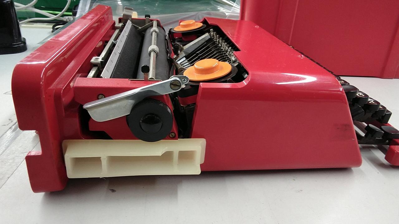 OLIVETTIVALENTINE|タイプライター|HARDOFFオフモール（オフモ