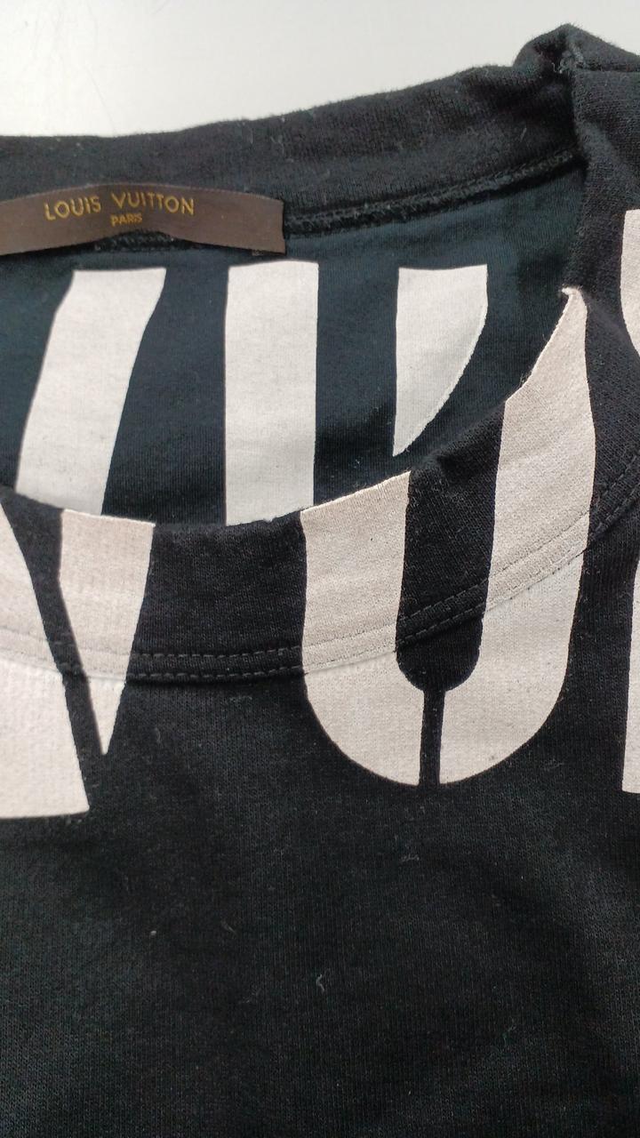 首周り汚れあり