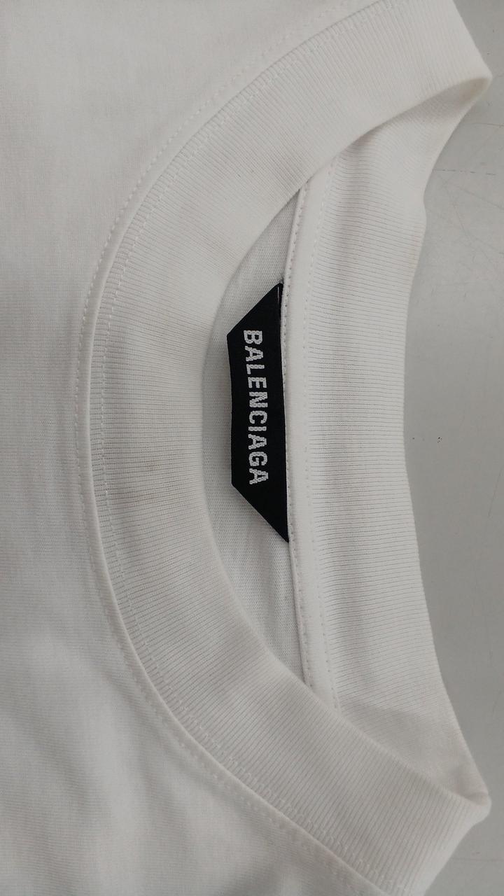 襟元に汚れあり