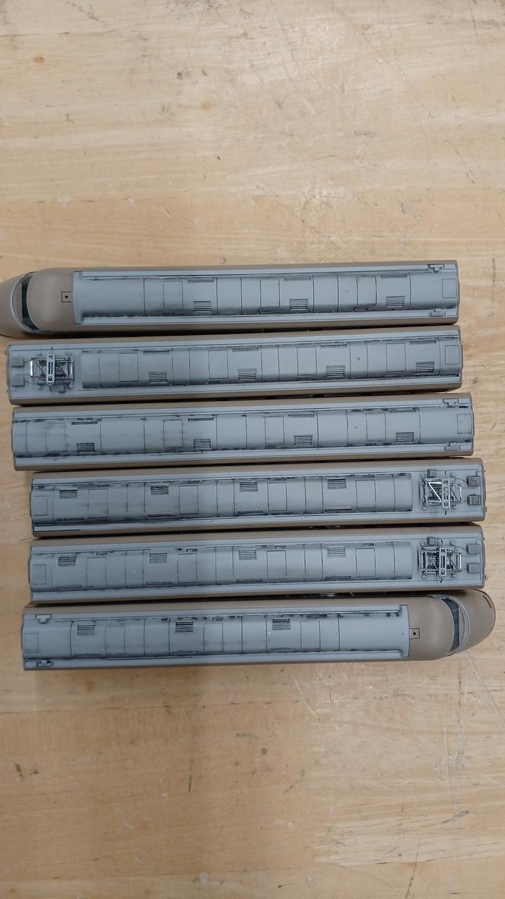 屋根上にもスミ入れあります。