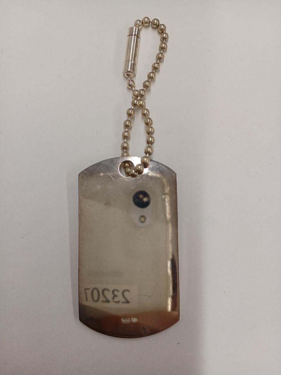 GUCCI ドッグタグネックレス GGロゴポーチ付き GUCCI グッチ ドッグタグ ネックレス シルバー系【中古