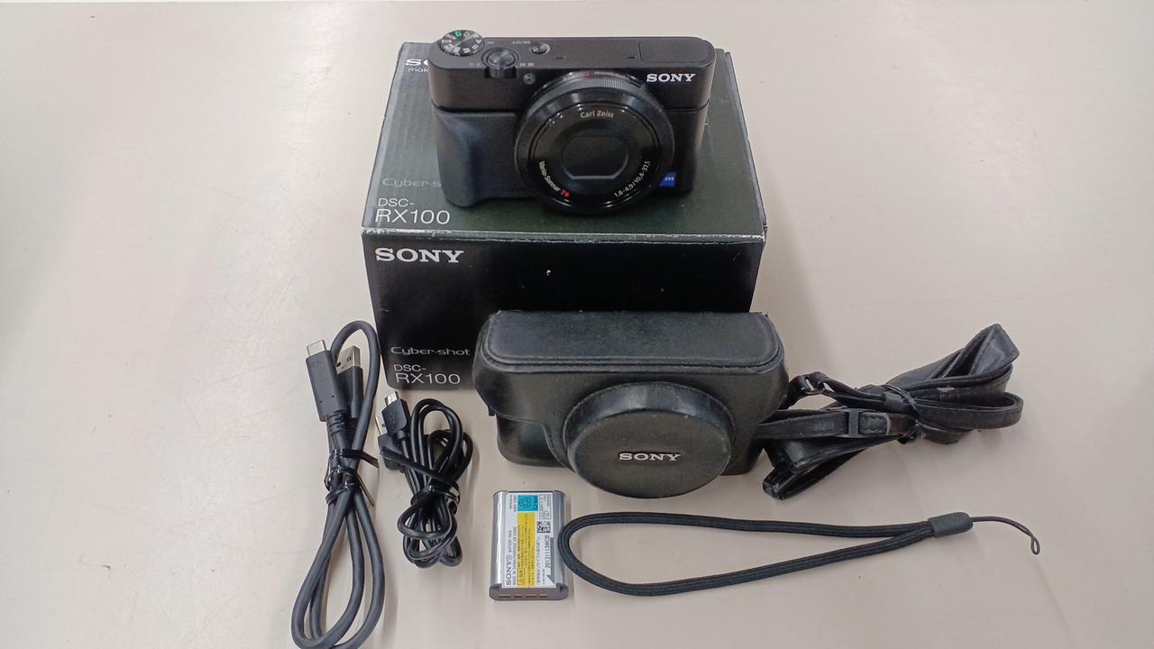 SONY コンパクトデジタルカメラ 本体と付属品 ILCE-7CM2(S) デジタル一眼カメラ α7C II ボディ 1台 ソニー