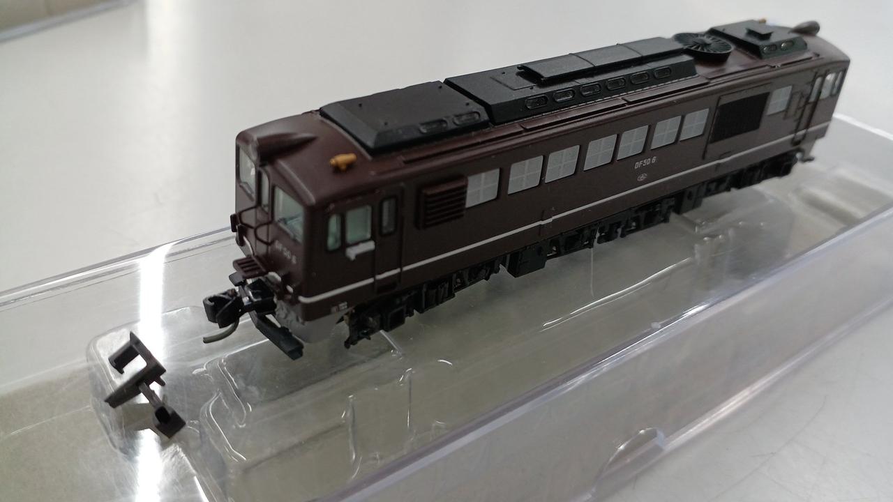 M無し車　片側カプラー交換