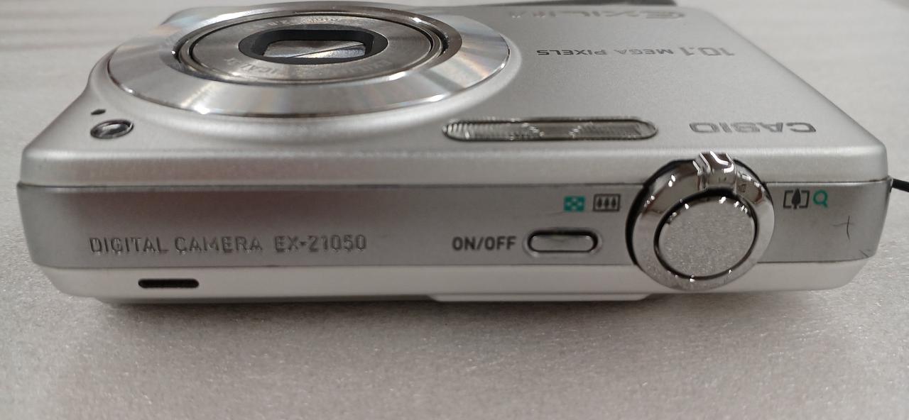 CASIO|デジタルカメラ|【ハードオフ公式通販】オフモール|2032070000120451