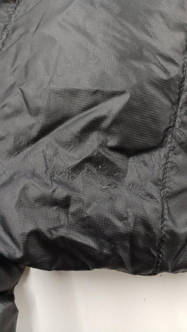 左脇付近にスレあり