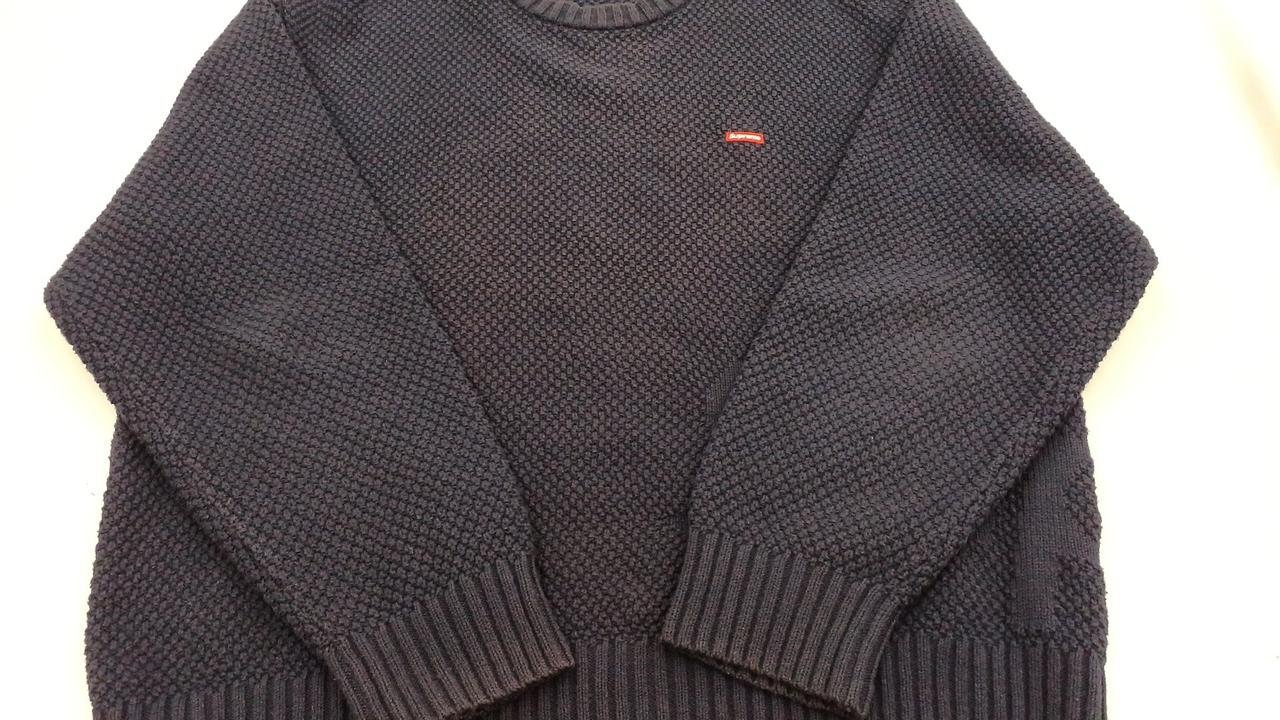 前面に色褪せあり