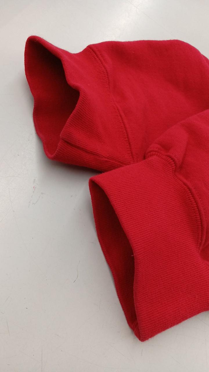 袖口に汚れあり