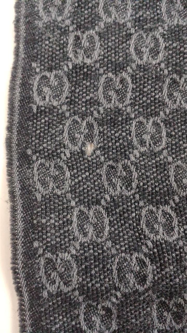 5mmほどの穴あり