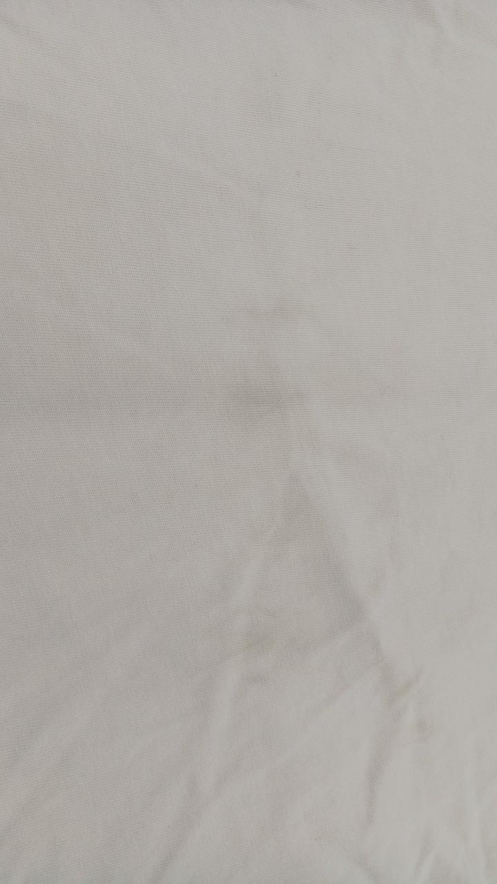 前面に汚れあり