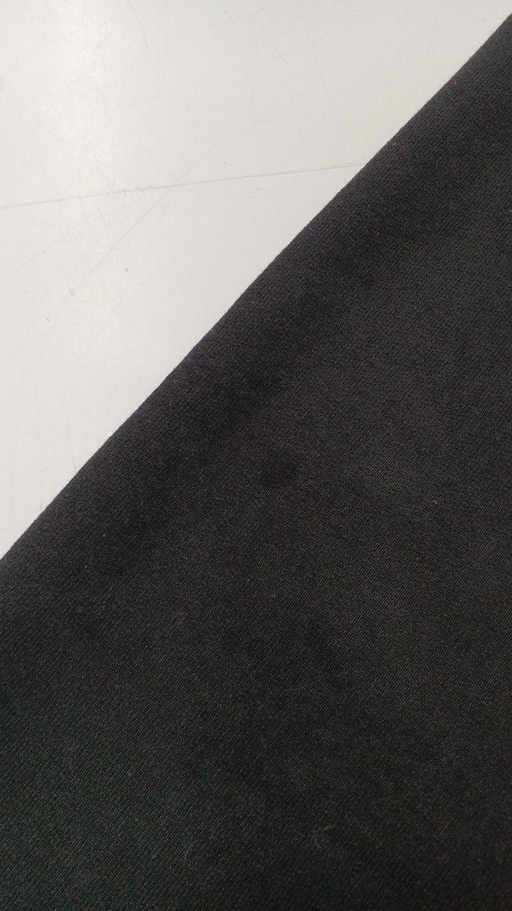 左袖(肘辺り)にシミあり