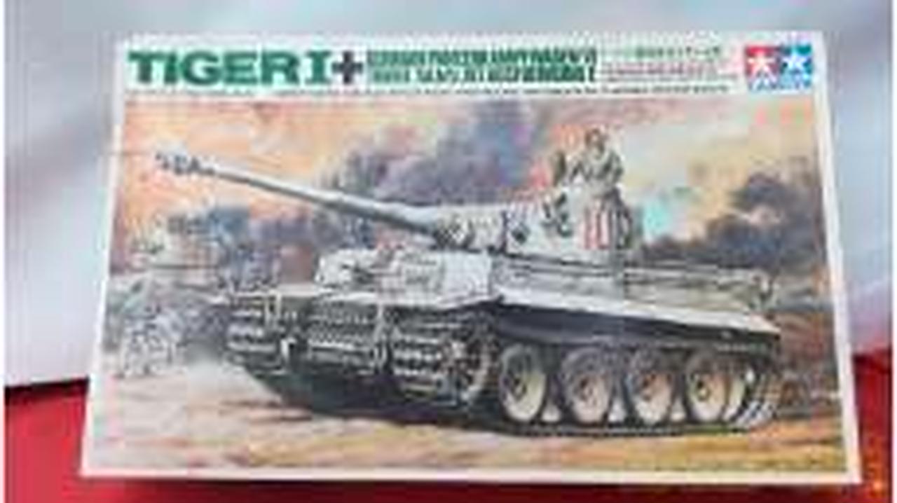 TAMIYA 1/35 HUNTING TIGER ドイツ重駆逐戦車 小鹿当時物 タミヤ キングタイガー 重戦車 ドイツ 未組立 1/35 小鹿タミヤ