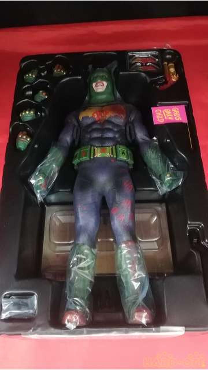 ホットトイズ 1/6 ジョーカー(バットコスプレ版) MMS384 ムービー