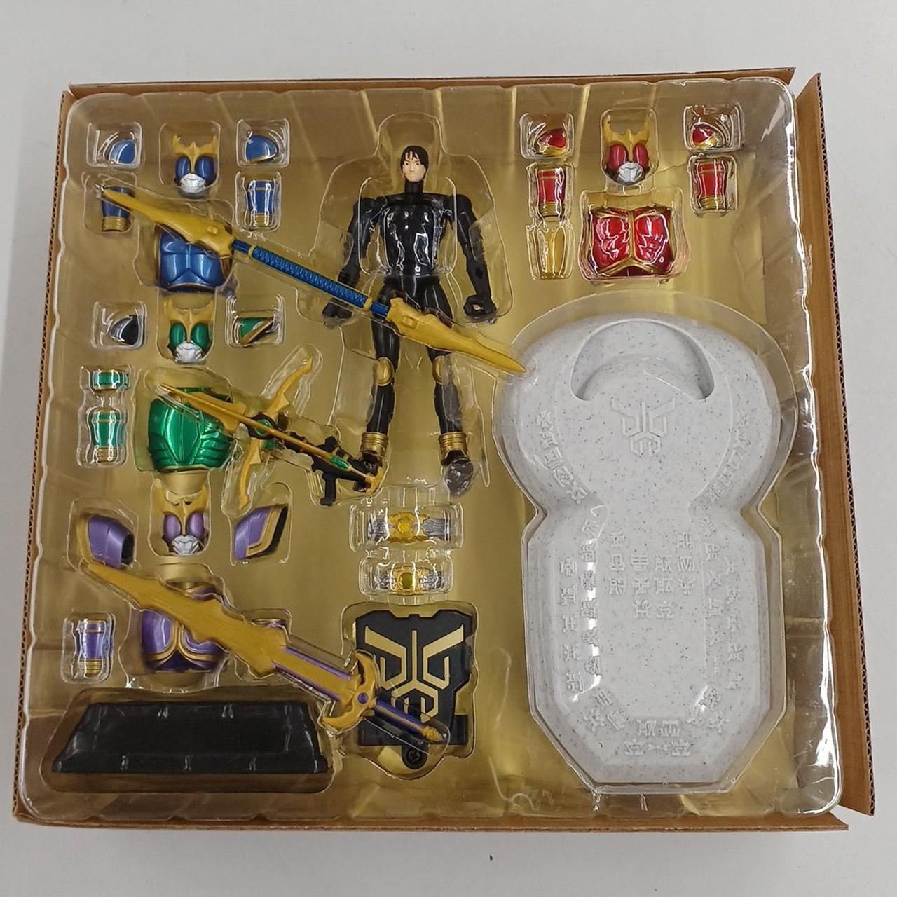バンダイ|装着変身仮面ライダークウガ5 ライジングフォーム