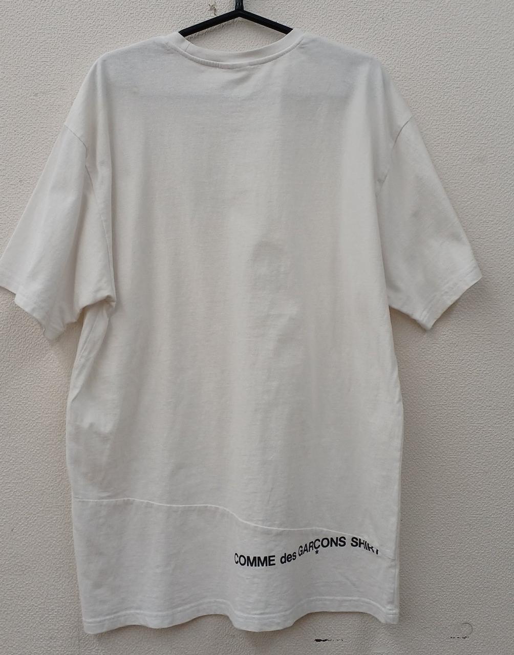 左肩後ろに汚れあり