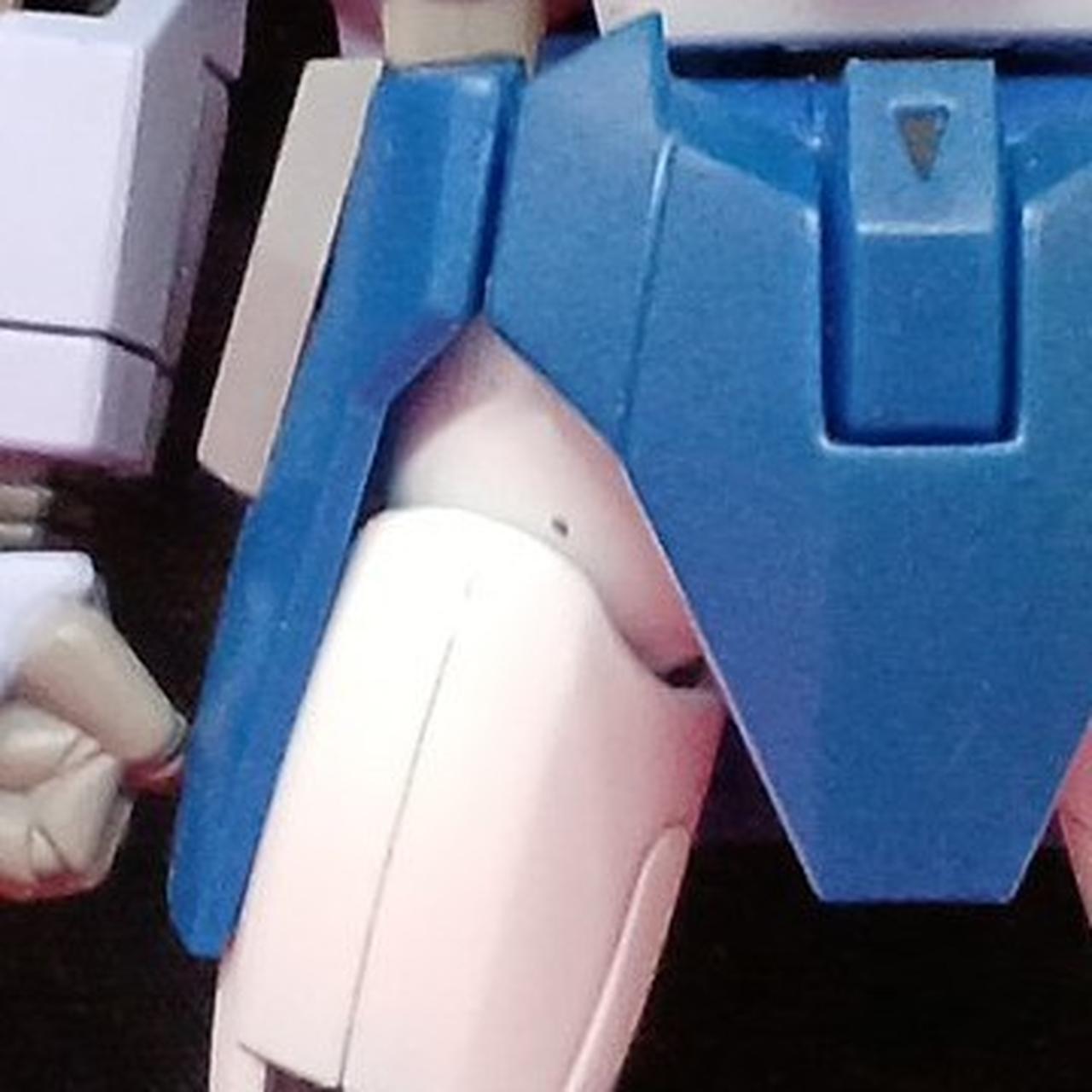 写真中央部に塗装ハゲあり