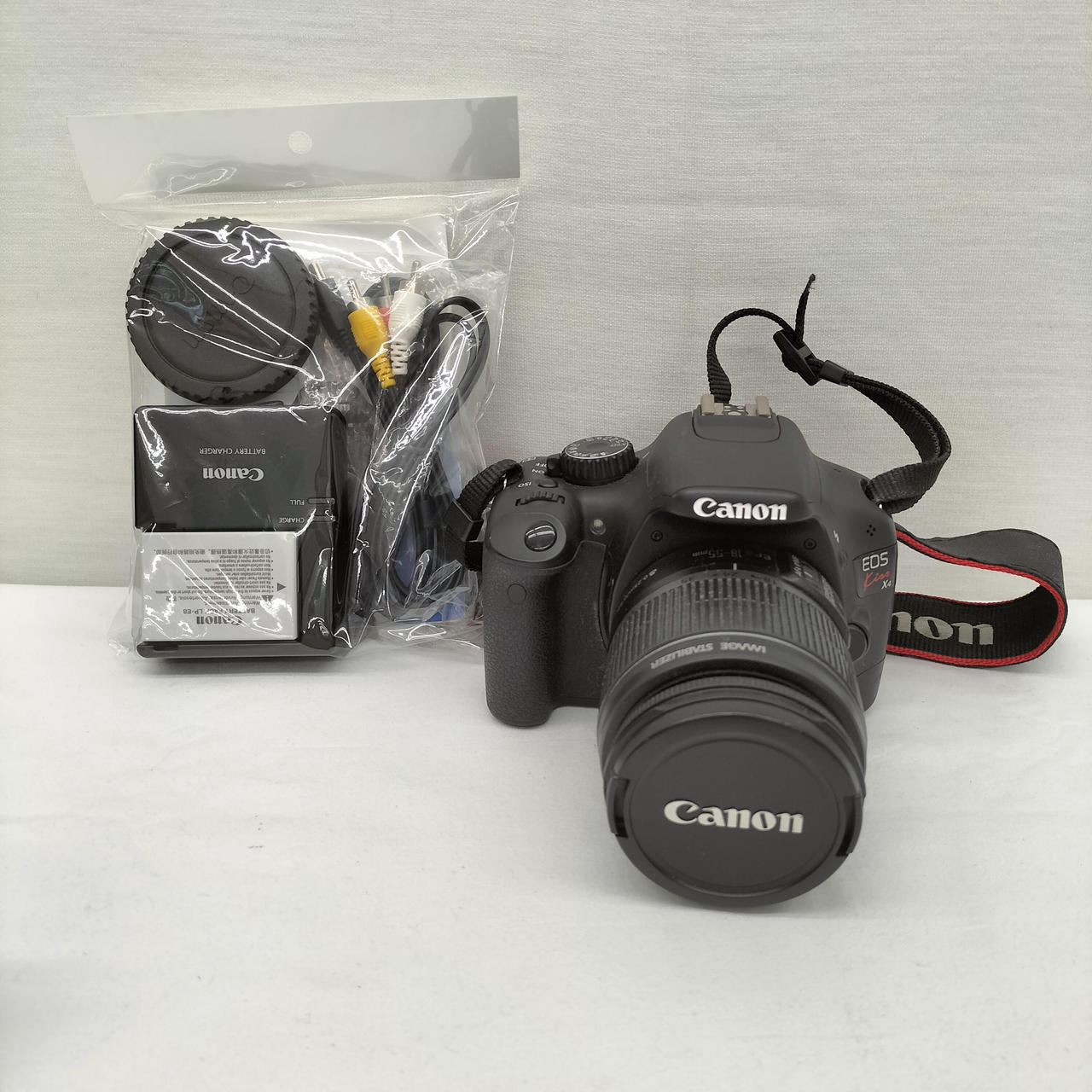 CANON 型番：EOS KISS X4 デジタル一眼レフ