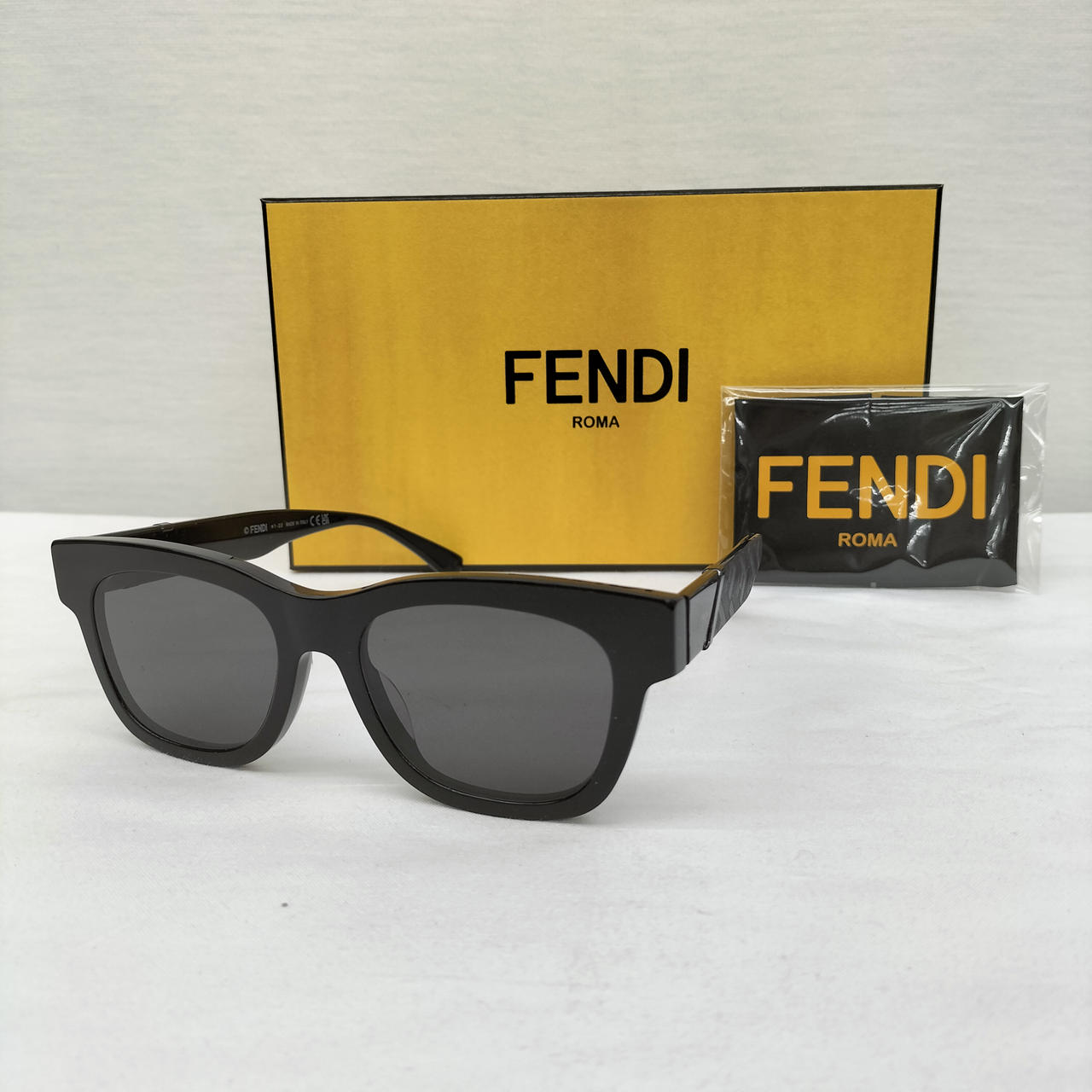 フェンディ(FENDI)|ダイアゴナルスクエアサングラス|【ハードオフ公式