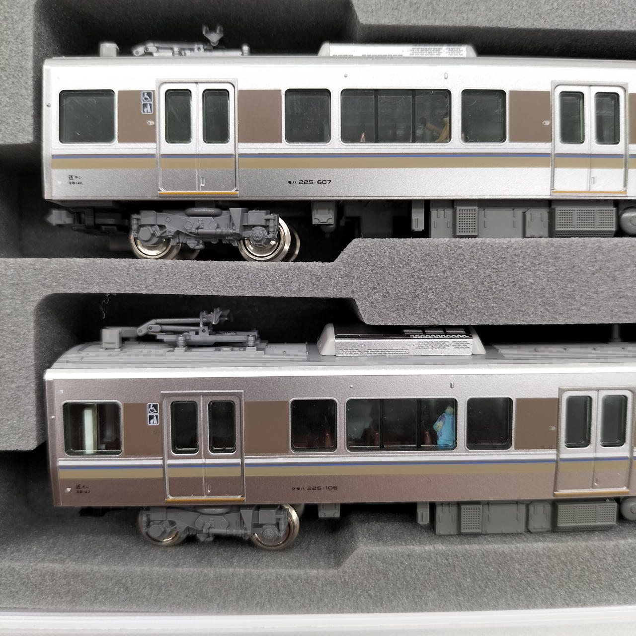 ポ*ン様 KATO JR 225系 0番台 8両セット 225系0番台 「新快速」 (8両セット) (鉄道模型) - ホビーサーチ 鉄道模型 N