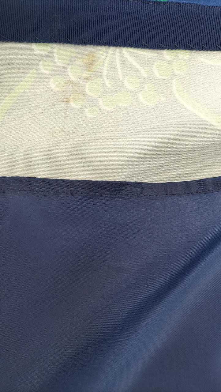 裏側シミあり