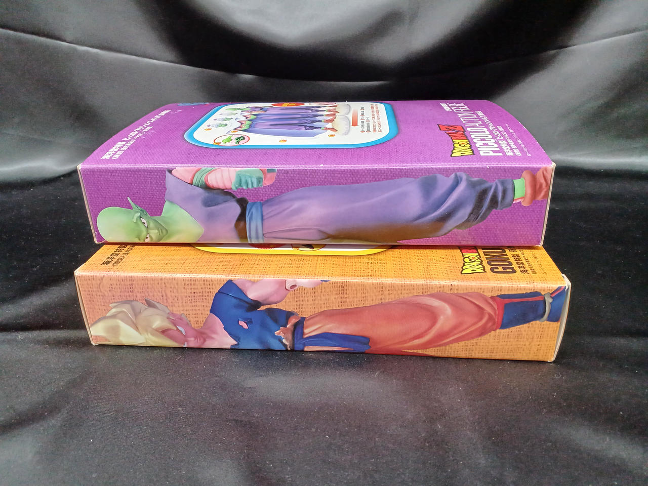 やや日焼け変色あり。