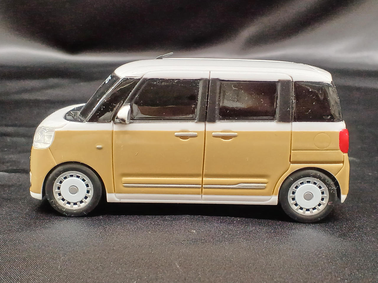 ダイハツ　プルバックカー ダイハツ プルバックカー＆クラッシックカー(ラジコン)の通販 by