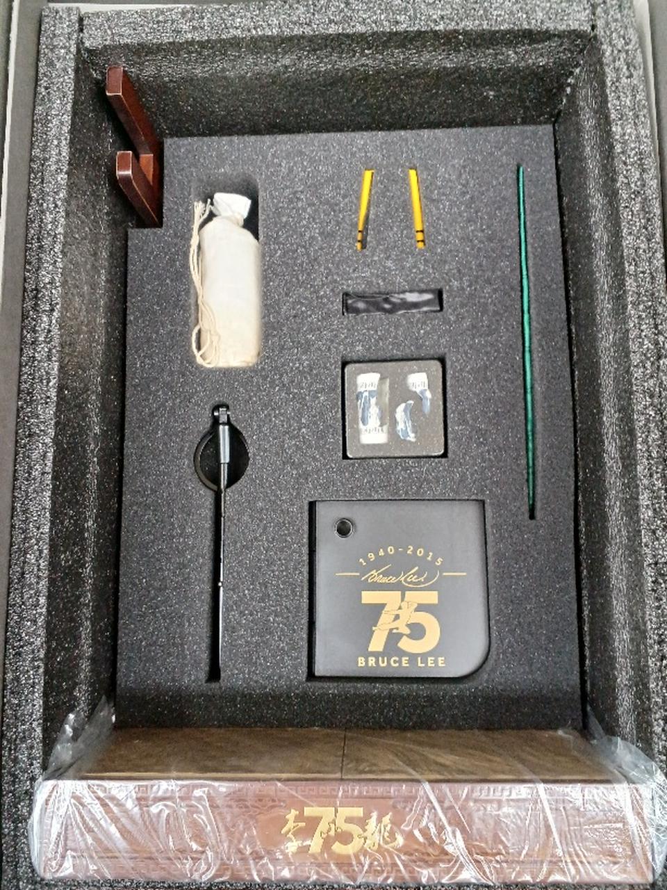 エンターベイ|リアルマスターピース コレクティブル フィギュア