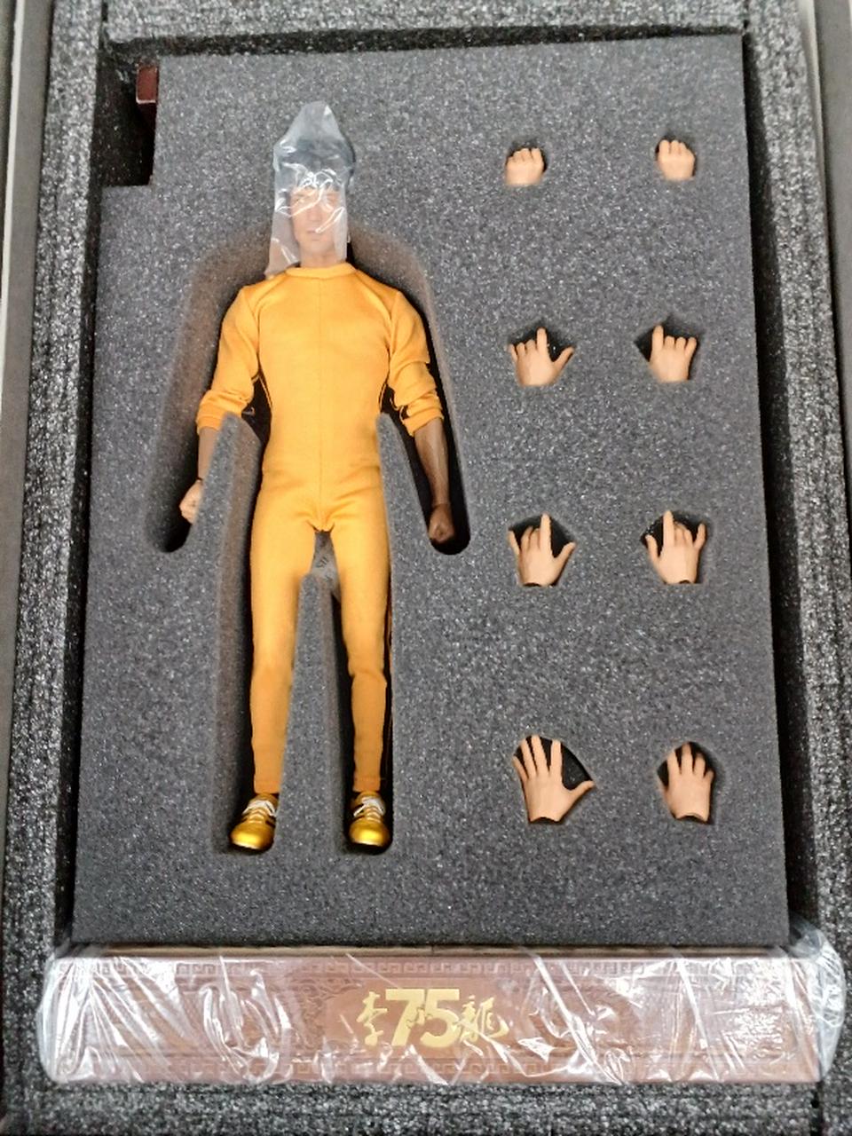 エンターベイ|リアルマスターピース コレクティブル フィギュア