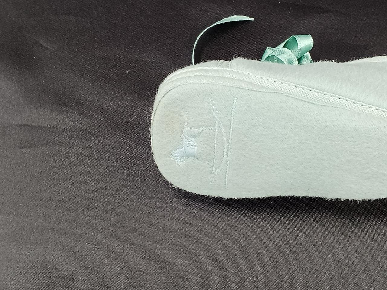 うっすら変色あり。