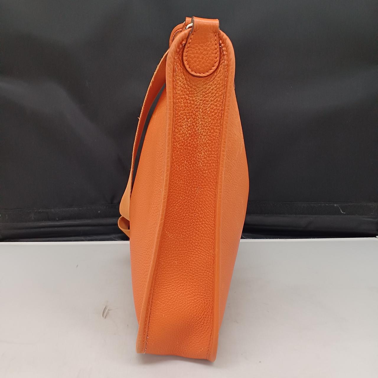 擦れキズございます。