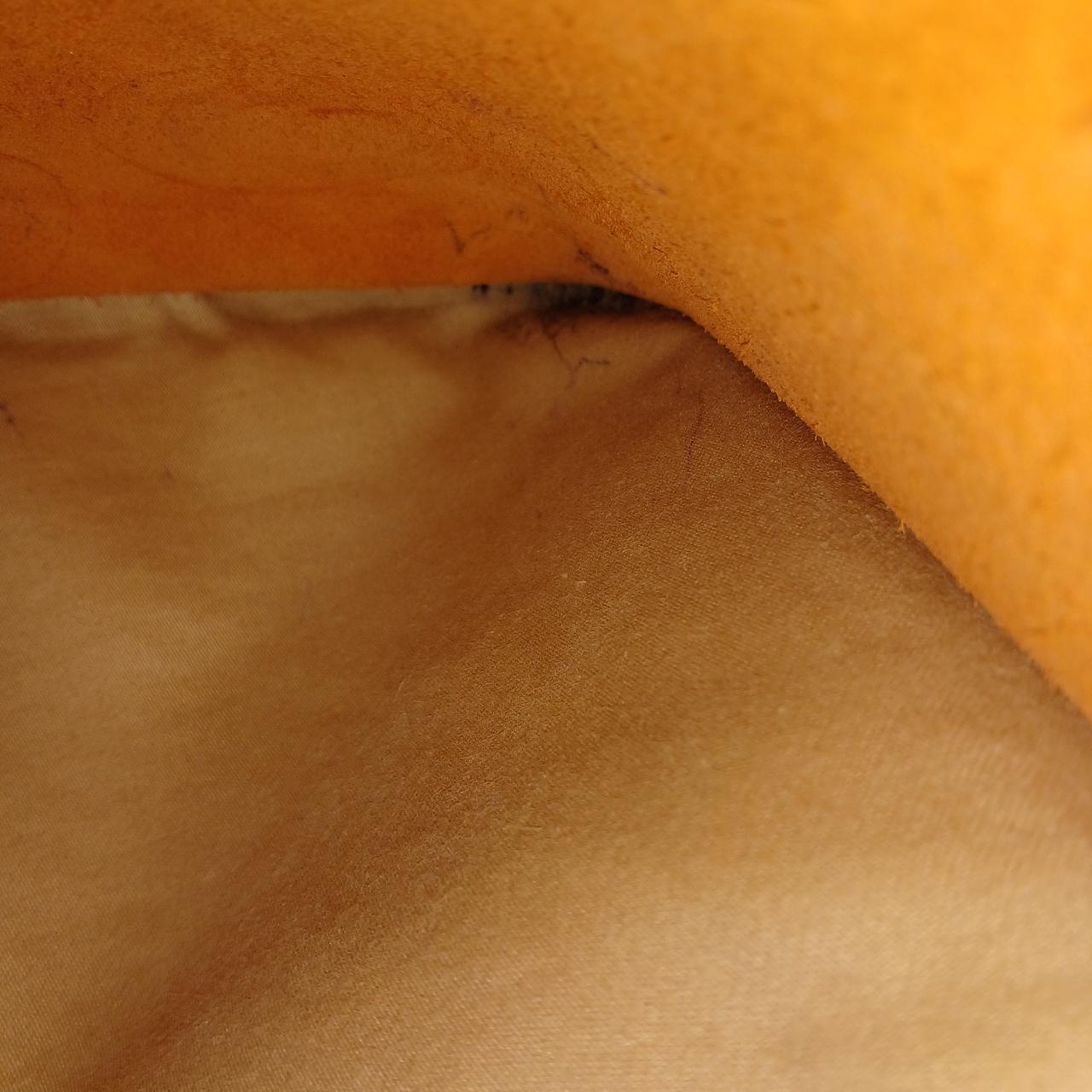 角奥、ペン跡大