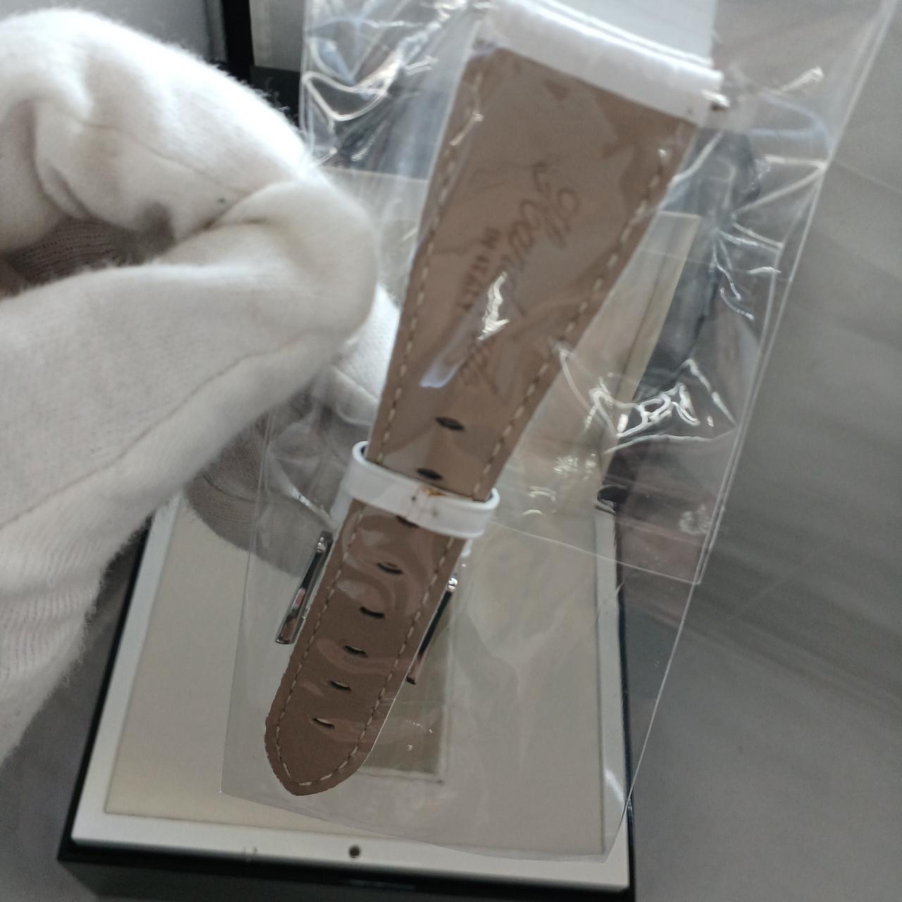 付け替えベルト経年劣化でてます。