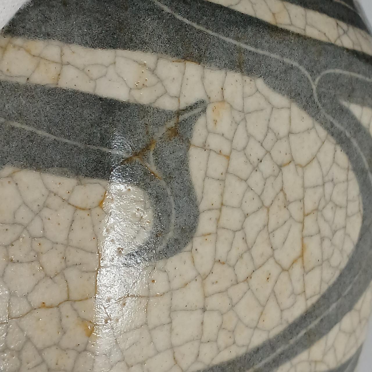 全体的に劣化汚れあります。