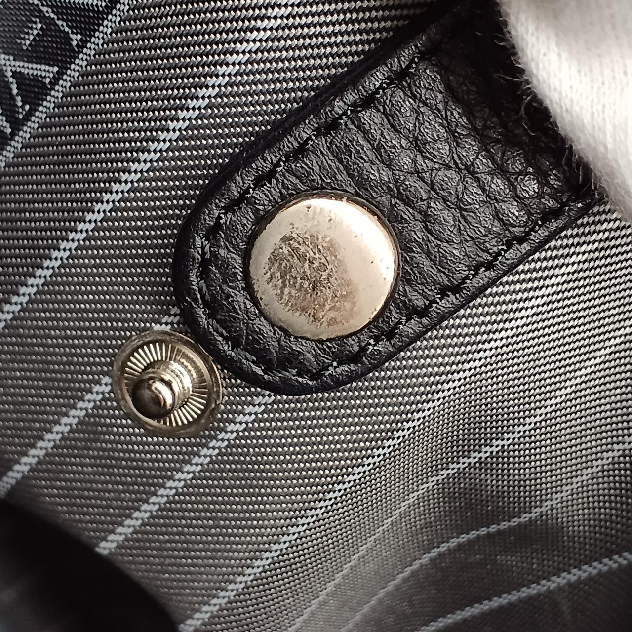 金具、擦れとくもりあり