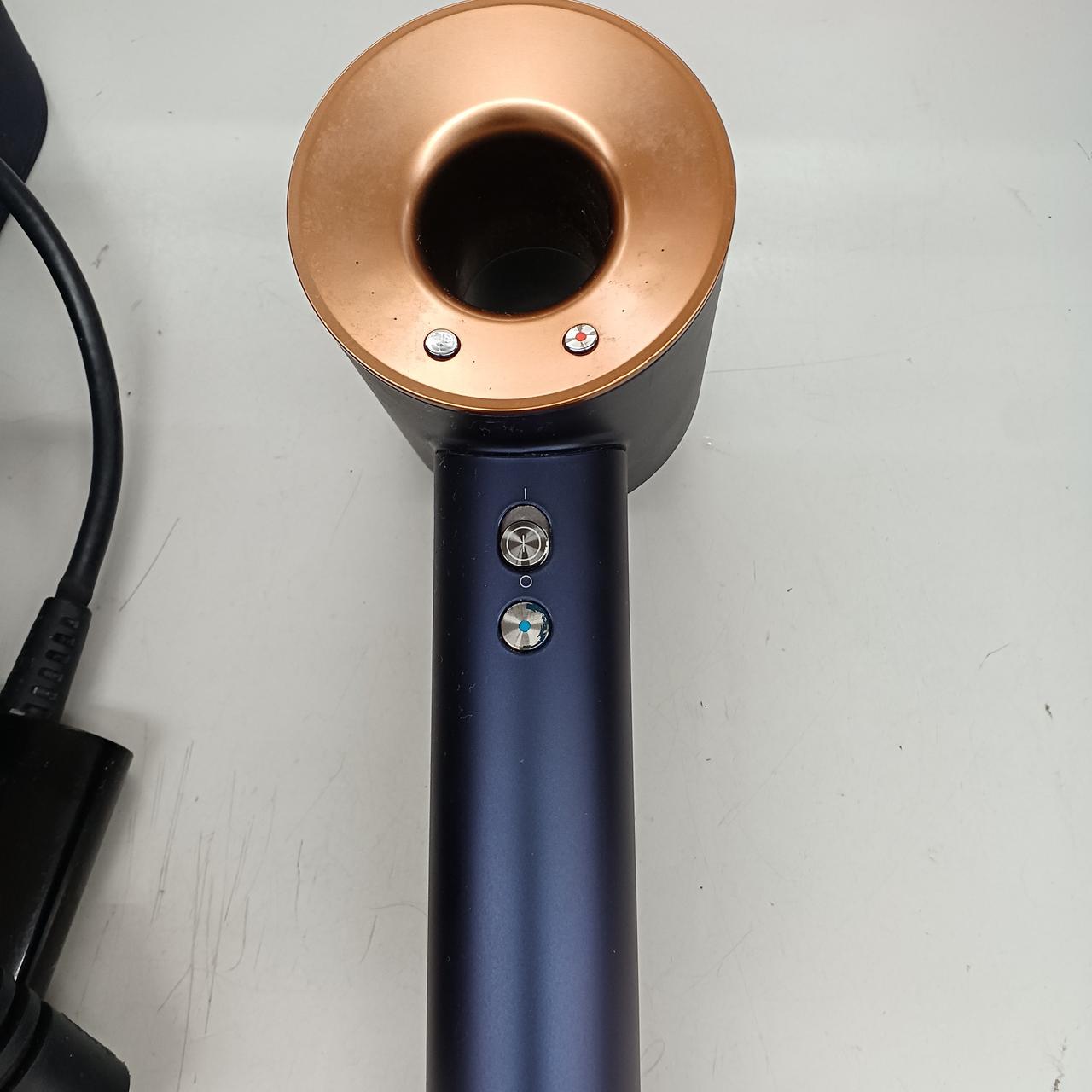 Dyson ヘアドライヤー 正常動作品　中古 正常動作品】dyson ダイソン ヘアドライヤー メンテ品 HD08