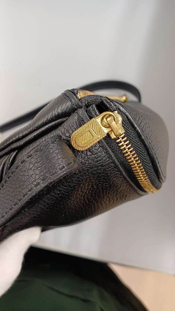 角スレ、金具擦れあります