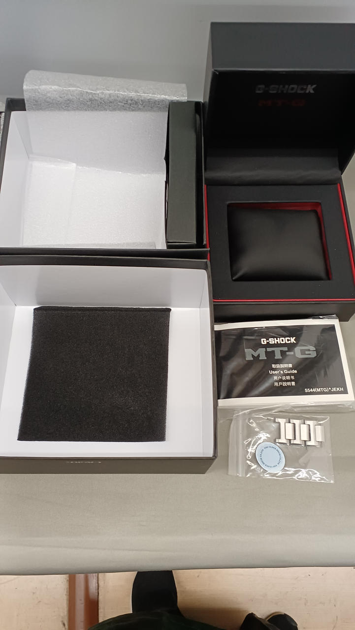 化粧箱、取扱説明書、予備こま