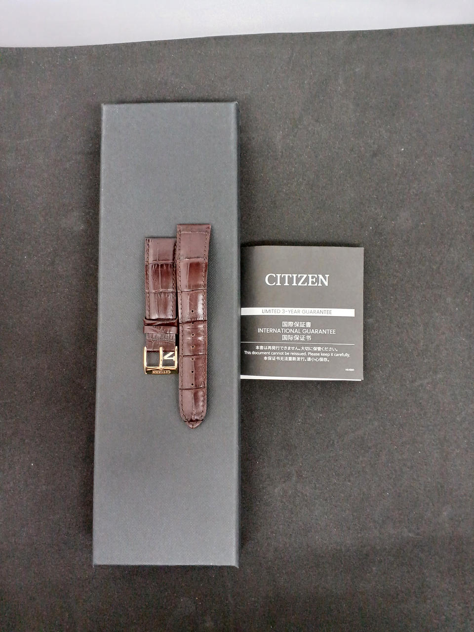 純正ベルト、取説、化粧箱つき