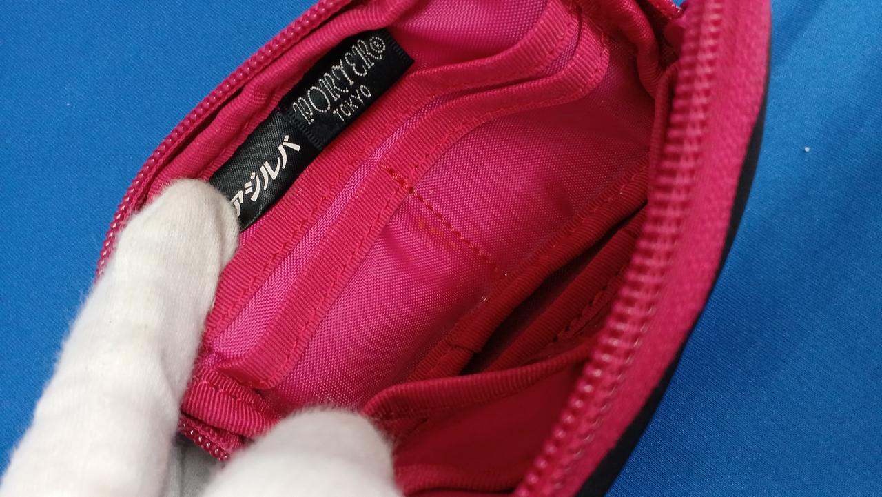 お汚れございます。