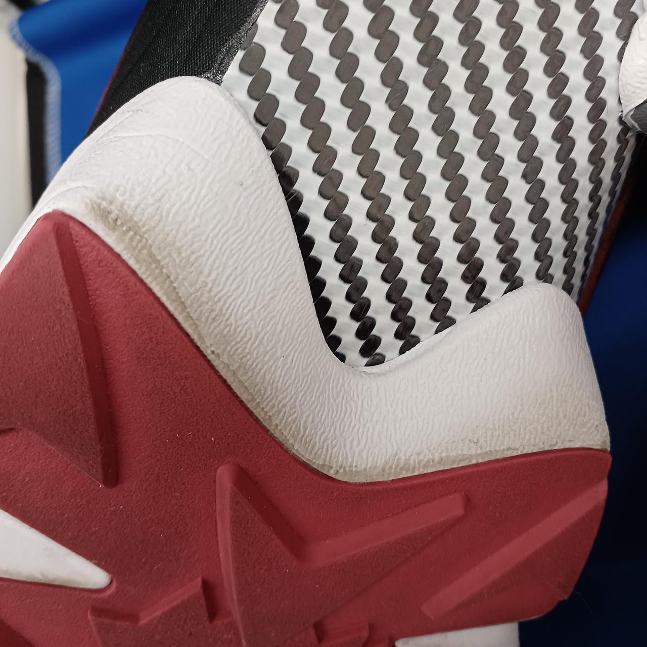 ソールに汚れがあります