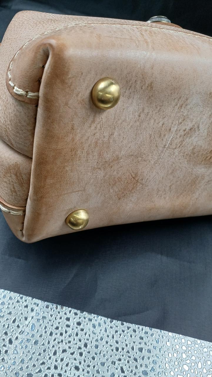 金具擦れあります