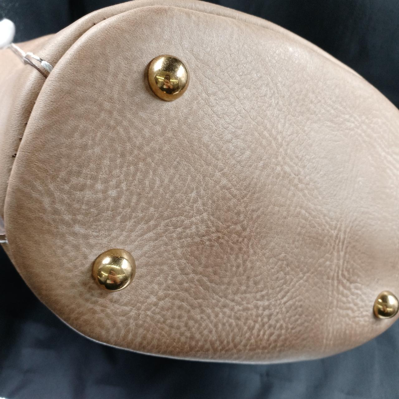 金具擦れあります