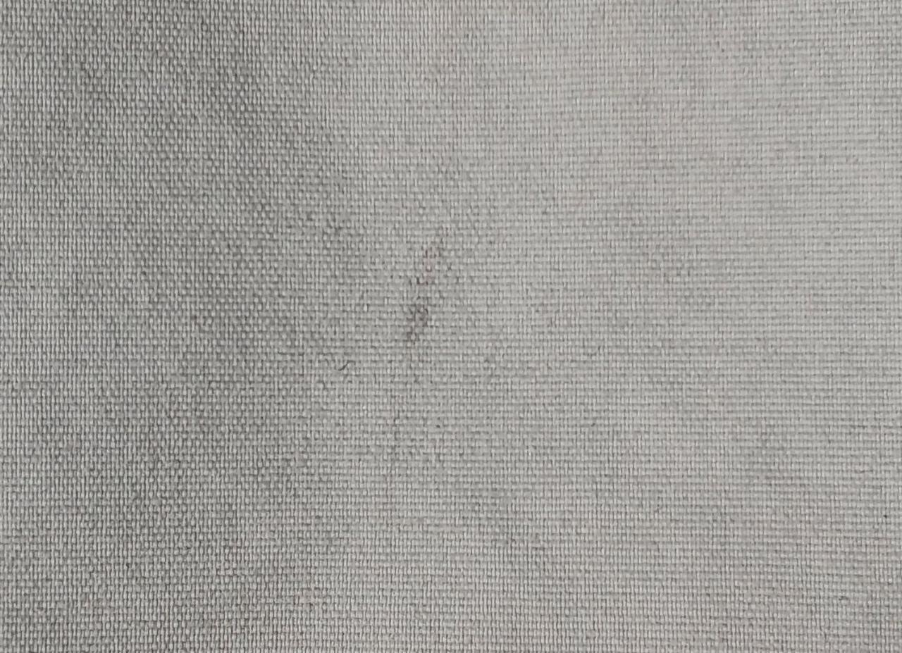 全面下部にシミ