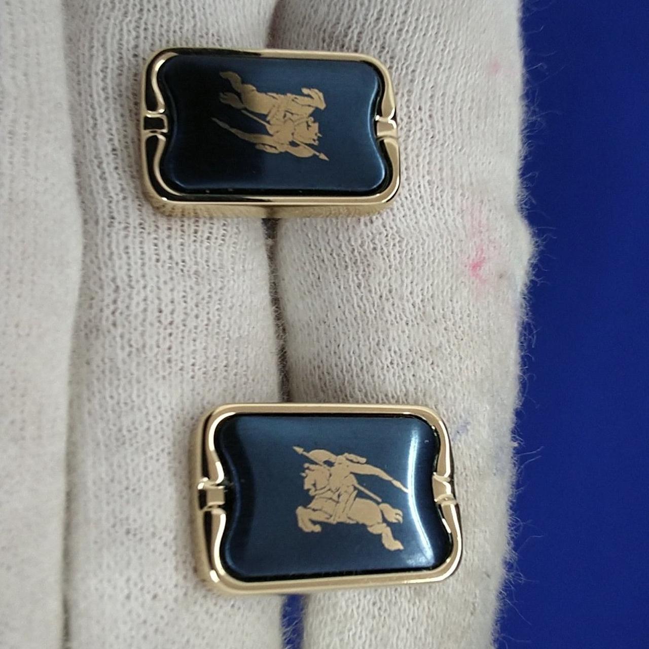 実物に近い色味です